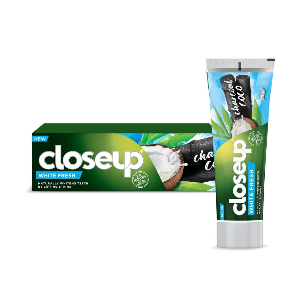 Closeup White Fresh Whitening Toothpaste with Charcoal & Coconut, 75ml